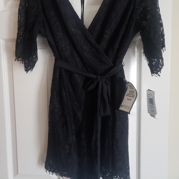 Black Lace Romper - Picture 4 of 4